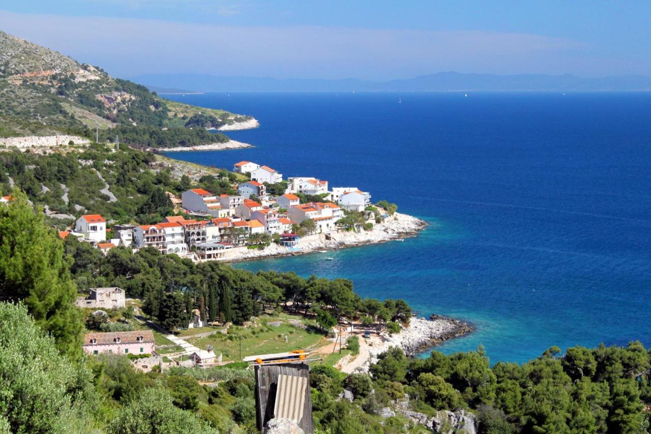 Apartments By The Sea Milna, Hvar - 12244 外观 照片