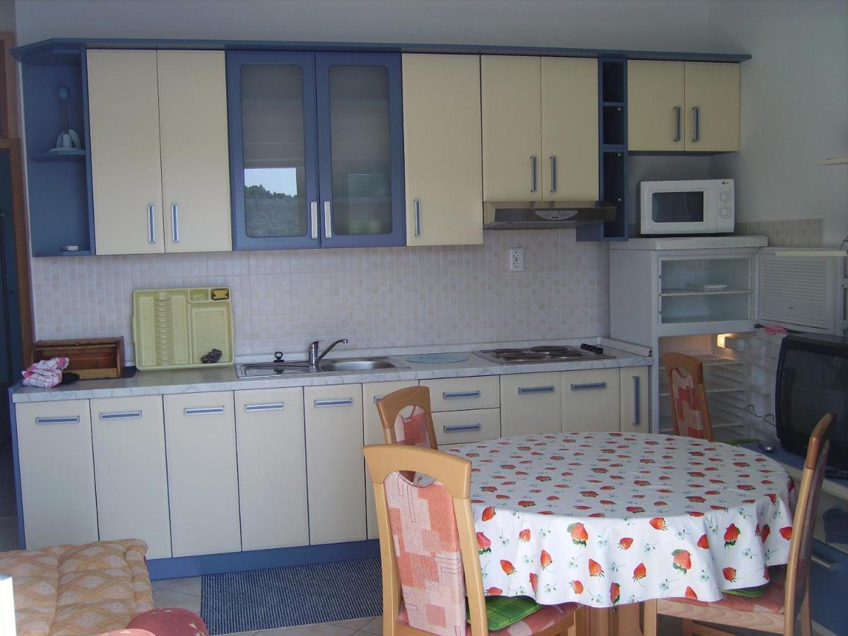 Apartments By The Sea Milna, Hvar - 12244 外观 照片
