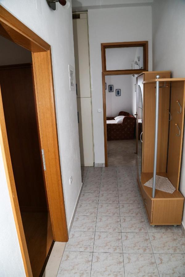 Apartments By The Sea Milna, Hvar - 12244 外观 照片