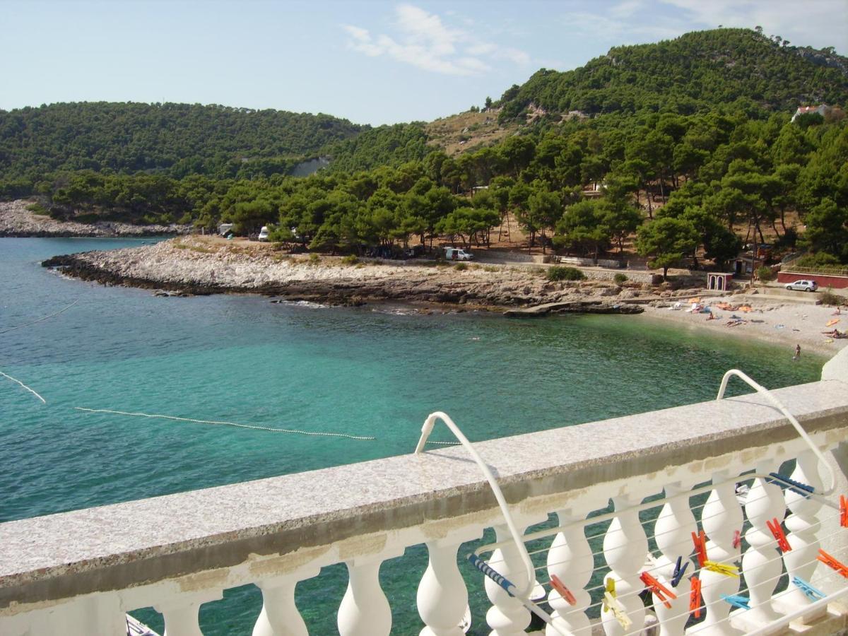 Apartments By The Sea Milna, Hvar - 12244 外观 照片
